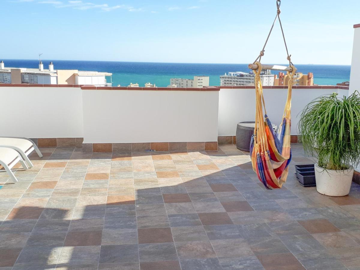 Апартаменты Atico Duplex Con Vistas Al Mar. Dos Plazas De Garaje Торремолинос Экстерьер фото